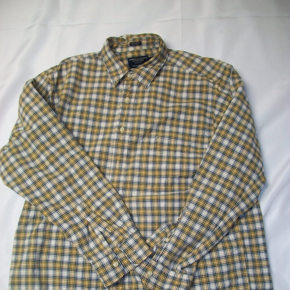 American Eagle Outfitters LS Shirt Size LARGE PLAID CHAMBRAY
